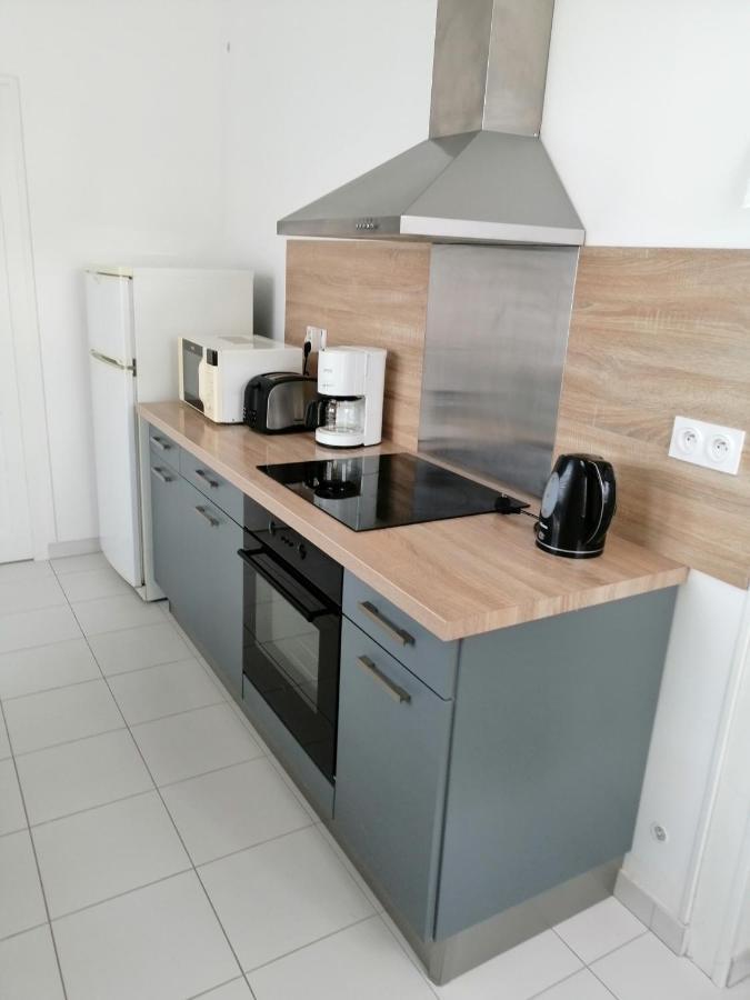 Gite En Brenne Les Chenes Merigny Bagian luar foto